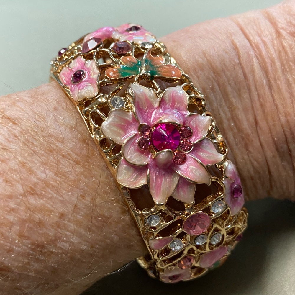 Beautiful Wide Gold Tone with Flowers, Butterflies, and Gemstones Bracelet